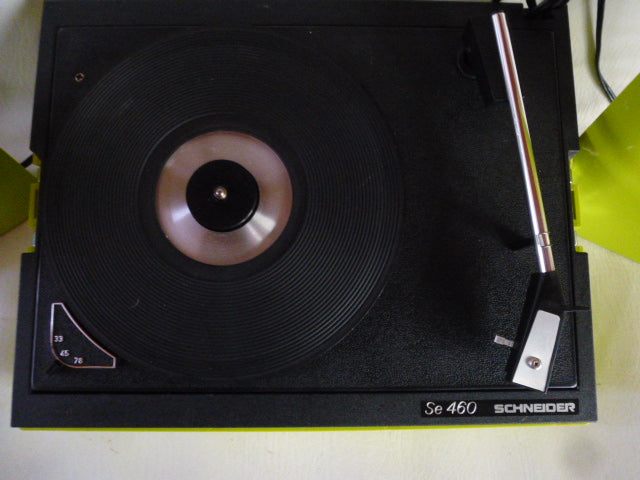 Electrophone stéréo Schneider SE 460