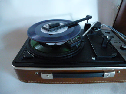 Electrophone à changeur automatique Teppaz TC MATIC 200