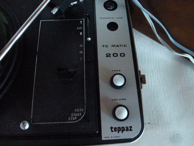 Electrophone à changeur automatique Teppaz TC MATIC 200