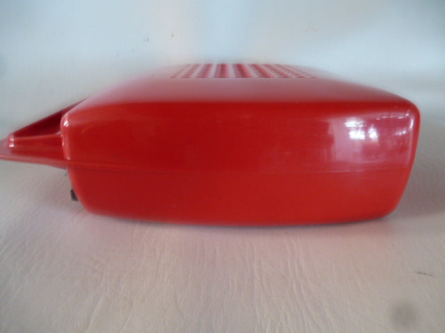 Penny record player, red mains batteries 