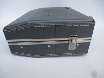 Electrophone à changeur automatique Brandt Clarville