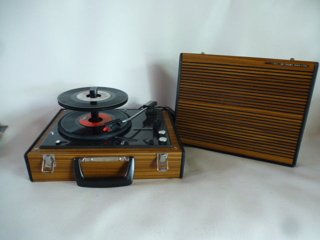 Electrophone à changeur automatique La Voix de son Maitre