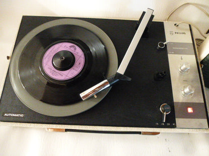 Electrophone à changeur automatique 11GF129 Philips