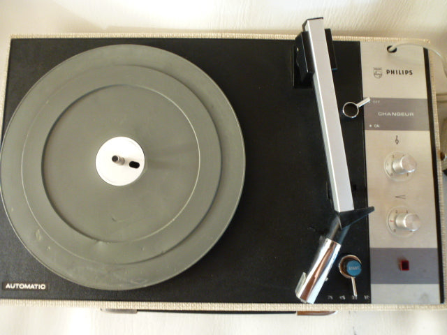 Electrophone à changeur automatique 11GF129 Philips