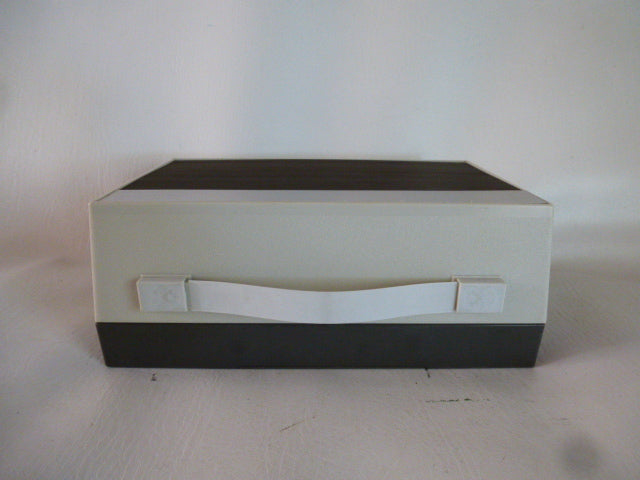 Philips AG4100 Battery-Powered Record Player