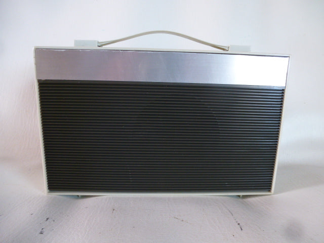 Philips AG4100 Battery-Powered Record Player