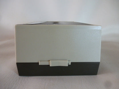 Philips AG4100 Battery-Powered Record Player