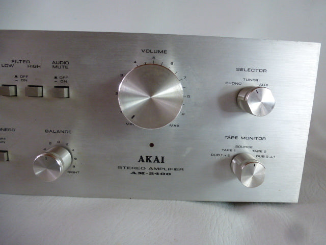 Akaï AM2400 type high fidelity amplifier 