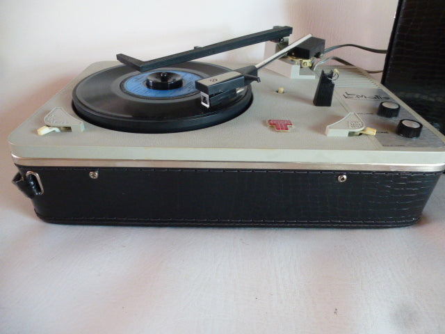 Teppaz BB-MATIC automatic changer record player