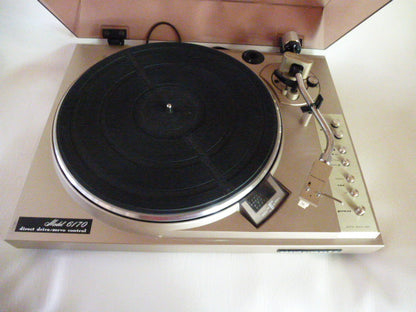 Platine tourne disque Hi-Fi Marantz model 6170