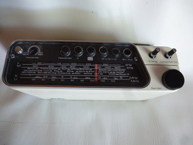 Radio "vintage" Saba Transeuropa K avec Bluetooth