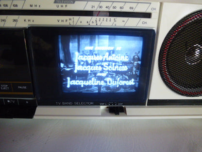 Radio cassette télé Yoko TV-816B