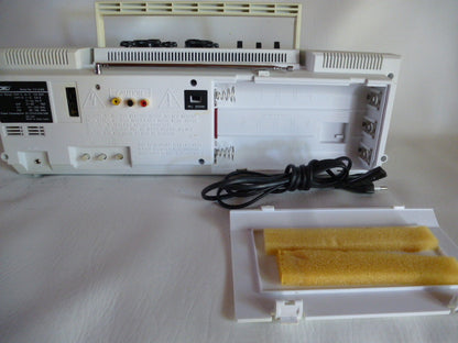 Radio cassette télé Yoko TV-816B