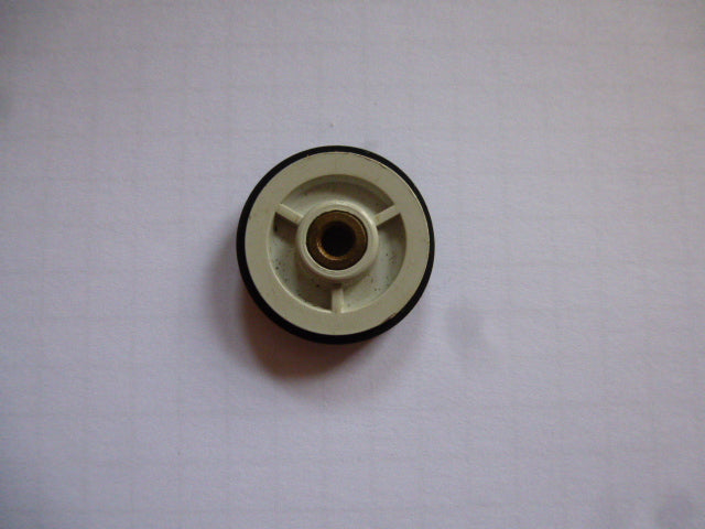 Replacement roller for Teppaz tape recorders 